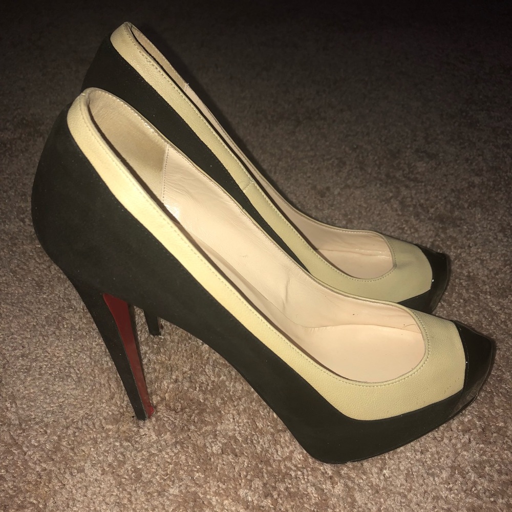 Christian Louboutin Red Bottom Heels! Narrow fit!